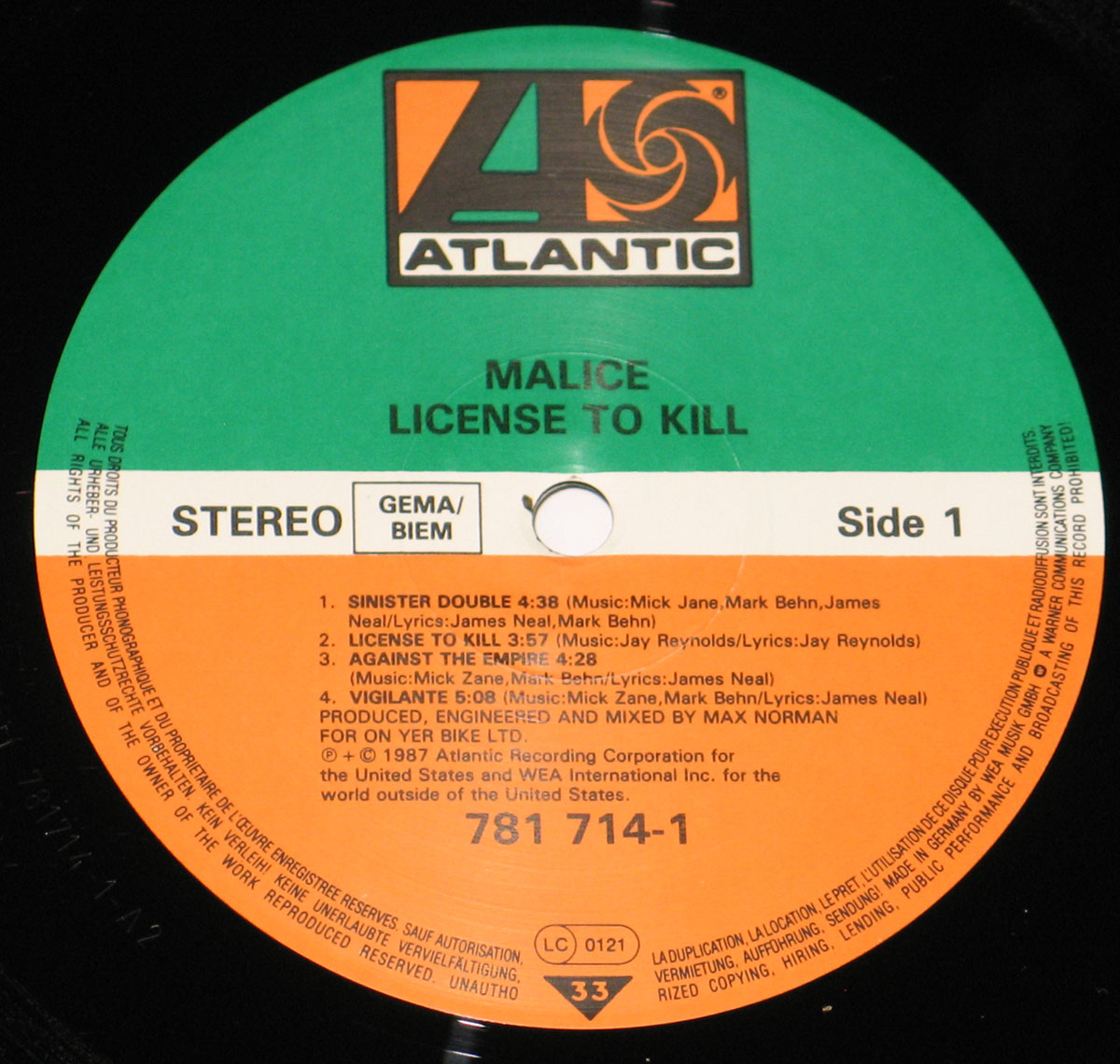 High Resolution Photo MALICE License to Kill 